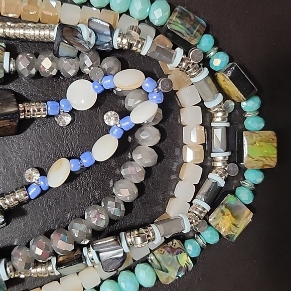 Gold Crystal Earrings 2 Necklaces crystal rhinestone beads fashion bundle - Picture 8 of 9